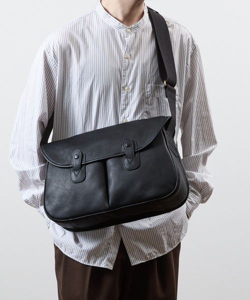 SLOW（スロウ）の「SLOW スロウ / cb-hunting shoulder bag- クロムステアレザーショルダーバッグ 牛革ハンティングバッグ / 858S51R（ショルダーバッグ・メンズ・ブラック/チョコ・FREE）」の9枚目の写真