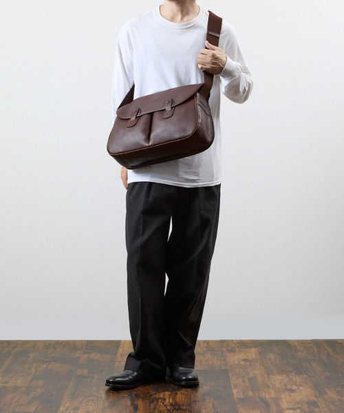 SLOW（スロウ）の「SLOW スロウ / cb-hunting shoulder bag- クロムステアレザーショルダーバッグ 牛革ハンティングバッグ / 858S51R（ショルダーバッグ・メンズ・ブラック/チョコ・FREE）」の13枚目の写真