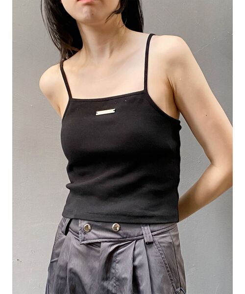 MURUA(ムルーア)の「ロゴプレートスクエアキャミ(キャミソール・レディース・ホワイト/ブラック/グレー・FREE)」の1枚目の写真