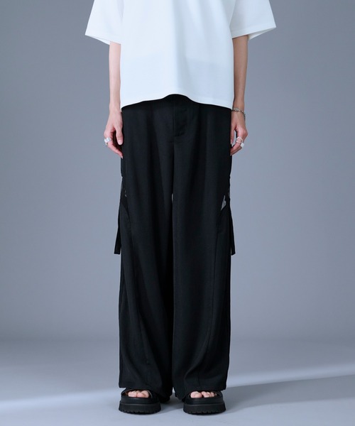 Ellno Loset(エルノロゼット)の「サイドシアーカットアウトパンツ(その他パンツ・メンズ・ブルーグリーン/ブラック・X-SMALL/LARGE/MEDIUM/SMALL)」の14枚目の写真