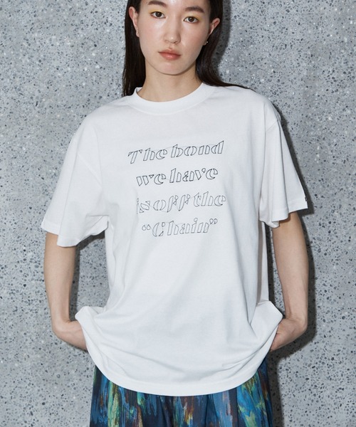 NOMINE（ノミネ）の「【ユニセックス】刺繍 ロゴ Tシャツ（Tシャツ/カットソー・レディース・ブラック/ホワイト系その他/レッド/チャコールグレー/ホワイト系その他2・MEDIUM/LARGE）」の10枚目の写真