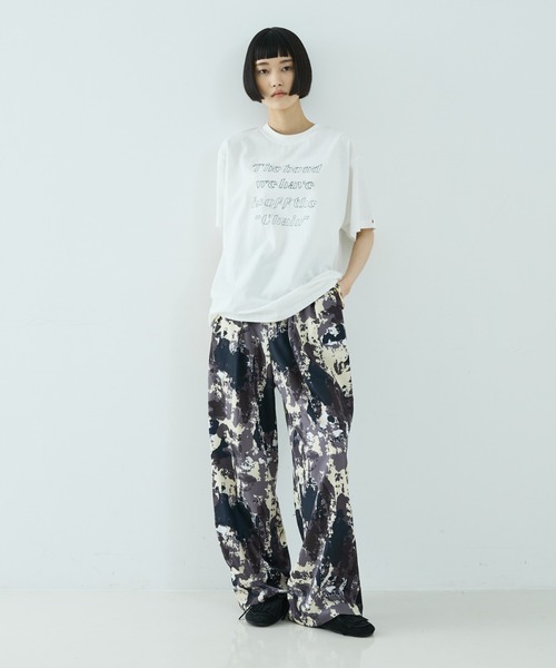 NOMINE（ノミネ）の「【ユニセックス】刺繍 ロゴ Tシャツ（Tシャツ/カットソー・レディース・ブラック/ホワイト系その他/レッド/チャコールグレー/ホワイト系その他2・MEDIUM/LARGE）」の13枚目の写真