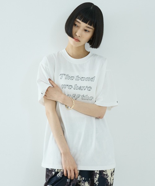 NOMINE（ノミネ）の「【ユニセックス】刺繍 ロゴ Tシャツ（Tシャツ/カットソー・レディース・ブラック/ホワイト系その他/レッド/チャコールグレー/ホワイト系その他2・MEDIUM/LARGE）」の15枚目の写真