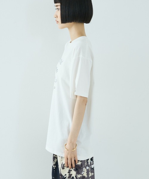 NOMINE（ノミネ）の「【ユニセックス】刺繍 ロゴ Tシャツ（Tシャツ/カットソー・レディース・ブラック/ホワイト系その他/レッド/チャコールグレー/ホワイト系その他2・MEDIUM/LARGE）」の18枚目の写真