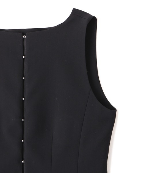 ETRE TOKYO（エトレトウキョウ）の「SANTEフロントホックボートネックベスト（ベスト・レディース・グレー/ブラック・S/M）」の12枚目の写真