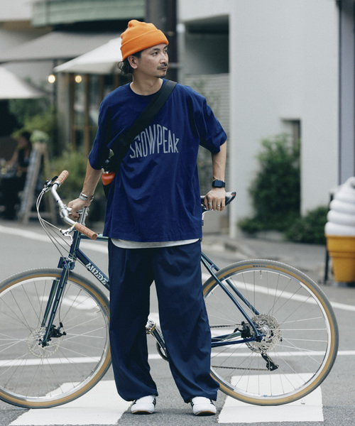 Snow Peak（スノーピーク）の「SNOWPEAK / スノーピーク 別注 ”トラペゾイド” ロゴTシャツ（Tシャツ/カットソー・メンズ・チャコールグレー/ホワイト/ネイビー/イエロー・SMALL/MEDIUM/LARGE）」の7枚目の写真