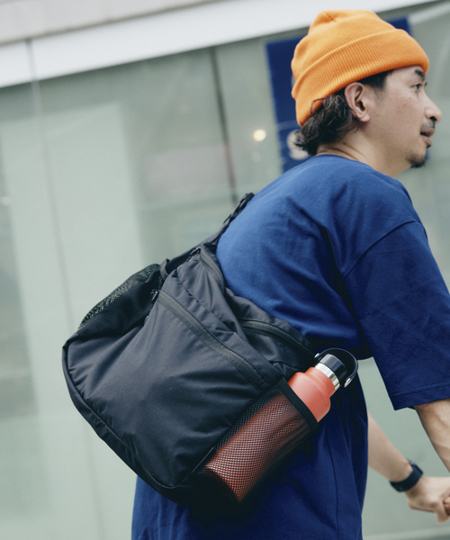 Snow Peak（スノーピーク）の「SNOWPEAK / スノーピーク 別注 ”トラペゾイド” ロゴTシャツ（Tシャツ/カットソー・メンズ・チャコールグレー/ホワイト/ネイビー/イエロー・SMALL/MEDIUM/LARGE）」の17枚目の写真