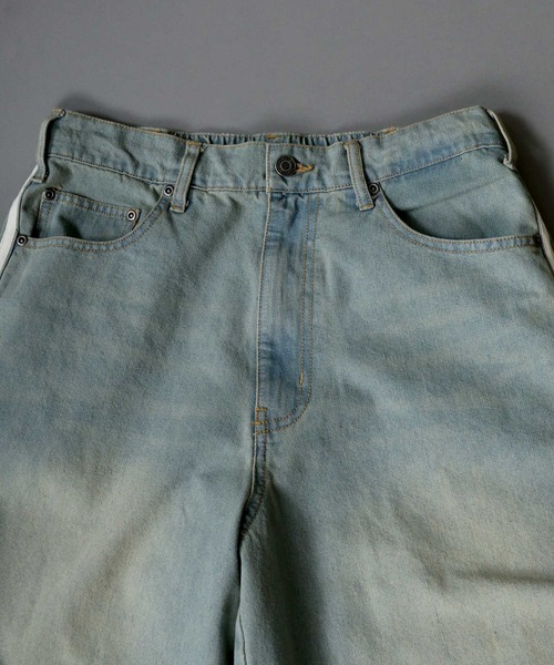 SITRY(シトリー)の「Side Line Curve Silhouette Denim Pants/サイドライン カーブデニムパンツ ワイドデニムパンツ(デニムパンツ・メンズ・サックスブルー/ブラック/ブルー・M/L)」の9枚目の写真