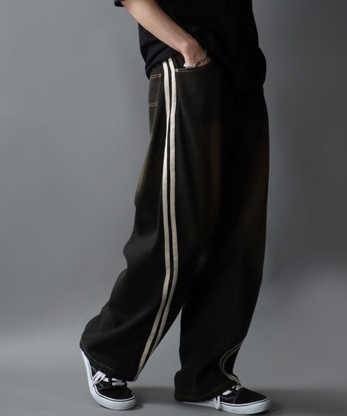 SITRY(シトリー)の「Side Line Curve Silhouette Denim Pants/サイドライン カーブデニムパンツ ワイドデニムパンツ(デニムパンツ・メンズ・サックスブルー/ブラック/ブルー・M/L)」の16枚目の写真
