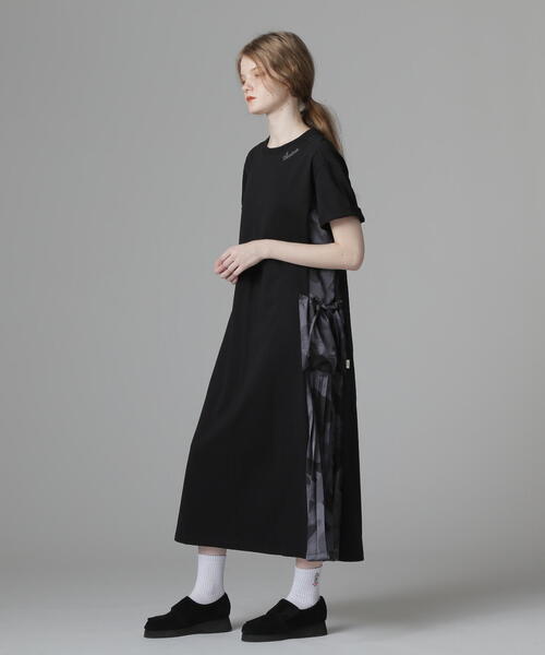 AVIREX(アヴィレックス)の「PLEATED CAMO MIX GATHER POCKET ONE PIECE/プリーツカモミックスギャザーポケットワンピース(ワンピース・レディース・ブラック/オリーブ系/ブラウン・F)」の4枚目の写真