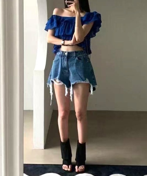 Vipoa(ヴィポア)の「フリルクロップドトップス(Tシャツ/カットソー・レディース・ピンク/ブラック/ホワイト/ブルー・FREE)」の16枚目の写真