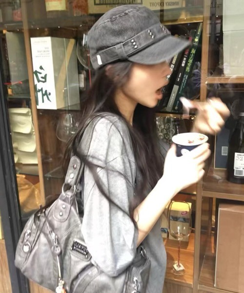 Ressaca（レサーカ）の「スタッズ付きデニムワークキャップ（キャップ・レディース・ブルー/ブラック・FREE）」の11枚目の写真