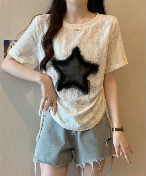 WEGO（ウィゴー）の「WEGO/サイドシャーリング星キルトダメージシースルートップス（Tシャツ/カットソー・レディース・ホワイト・SMALL/MEDIUM）」の3枚目の写真