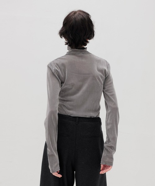 DRESSLAVE(ドレスレイブ)の「nylon tulle flocky turtleneck pull(ナイロンチュールフロッキータートルネックプルオーバー)(Tシャツ/カットソー・レディース・グレー/ホワイト・38)」の4枚目の写真