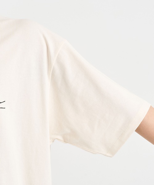 nanamica（ナナミカ）の「【nanamica / ナナミカ】OOAL Graphic Tee（Tシャツ/カットソー・メンズ・ダークグレー/アイボリー・S/M/L）」の9枚目の写真
