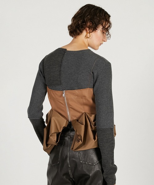 PRANK PROJECT(プランクプロジェクト)の「ボリュームヘムキャミソール / Volume Hem Camisole(キャミソール・レディース・ブラック/ベージュ・FREE)」の19枚目の写真