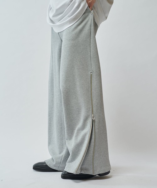 Lui's（ルイス）の「【SURJENT】 サイドジップ スタッズスウェットパンツ（スウェットパンツ・メンズ・ライトグレー/ブラック・2/1）」の13枚目の写真