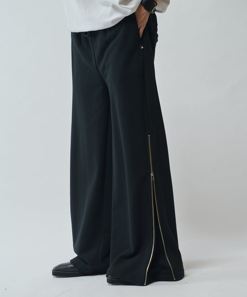 Lui's（ルイス）の「【SURJENT】 サイドジップ スタッズスウェットパンツ（スウェットパンツ・メンズ・ライトグレー/ブラック・2/1）」の7枚目の写真