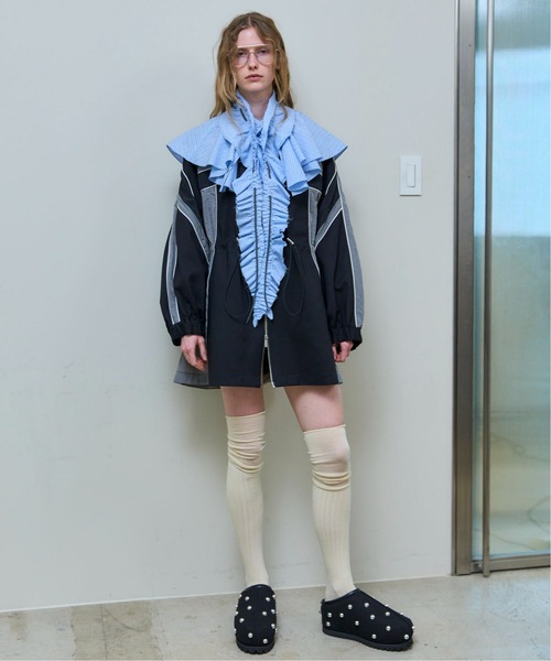 MAISON SPECIAL(メゾンスペシャル)の「Knee-high Socks/ニーハイソックス(ソックス/靴下・レディース・グレー/アイボリー/ブラック・FREE)」の5枚目の写真