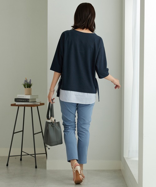 BELLUNA PLUS(ベルーナ)の「ラメストライプシャツフェイクチュニック(チュニック・レディース・ネイビー系/レッド系その他/モカ・MEDIUM/X-LARGE/LARGE)」の21枚目の写真