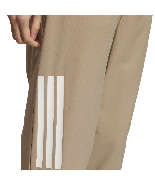 adidas（アディダス）の「アディダス adidas W ACTV ストレッチウーブン クロップパンツ（その他パンツ・レディース・ブラウン/ブラック・S/M/L/XL）」の6枚目の写真