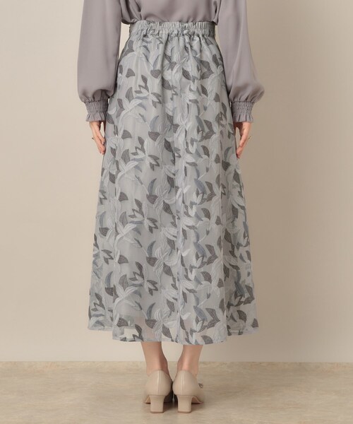 couture brooch（クチュールブローチ）の「【花柄・きれいめ・通勤】リンドウエンブロメッシュスカート（スカート・レディース・ブルー系8/グレー系3・42/40/38/36）」の18枚目の写真