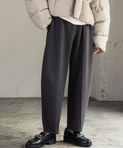 ELFRANK（エルフランク）の「【2025AW】ダンボール カーブパンツ