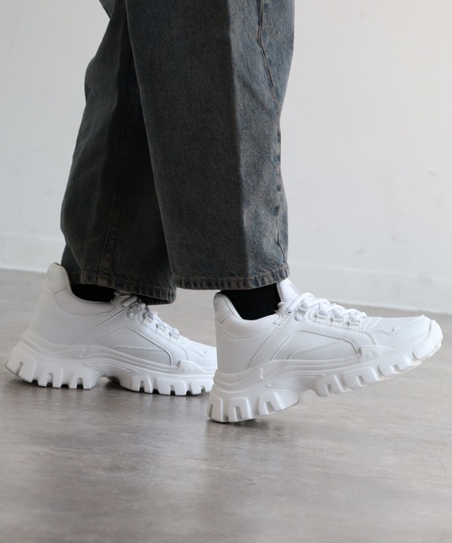 K-SWISS(ケースイス)の「【K-SWISS/ケースイス】レースアップ 厚底スニーカー(スニーカー・レディース・ホワイト/ブラック・24.5cm/23.0cm/24.0cm/23.5cm)」の11枚目の写真