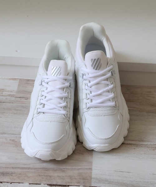 K-SWISS(ケースイス)の「【K-SWISS/ケースイス】レースアップ 厚底スニーカー(スニーカー・レディース・ホワイト/ブラック・24.5cm/23.0cm/24.0cm/23.5cm)」の14枚目の写真