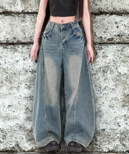 center i(センターアイ)の「ルーズカーブバルーンデニム(デニムパンツ・レディース・ブルー・S/M)」の2枚目の写真