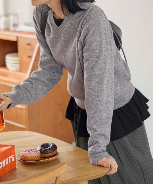 CHAN ME（チャンミ）の「裾フリルTシャツ（Tシャツ/カットソー・レディース・グレー/ネイビー/ホワイト/ブラック・X-LARGE/LARGE/MEDIUM）」の2枚目の写真