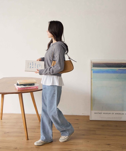 CHAN ME（チャンミ）の「裾フリルTシャツ（Tシャツ/カットソー・レディース・グレー/ネイビー/ホワイト/ブラック・X-LARGE/LARGE/MEDIUM）」の6枚目の写真