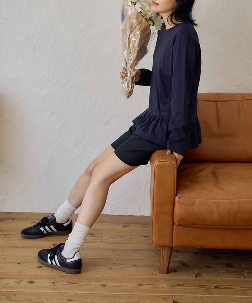 CHAN ME（チャンミ）の「裾フリルTシャツ（Tシャツ/カットソー・レディース・グレー/ネイビー/ホワイト/ブラック・X-LARGE/LARGE/MEDIUM）」の13枚目の写真