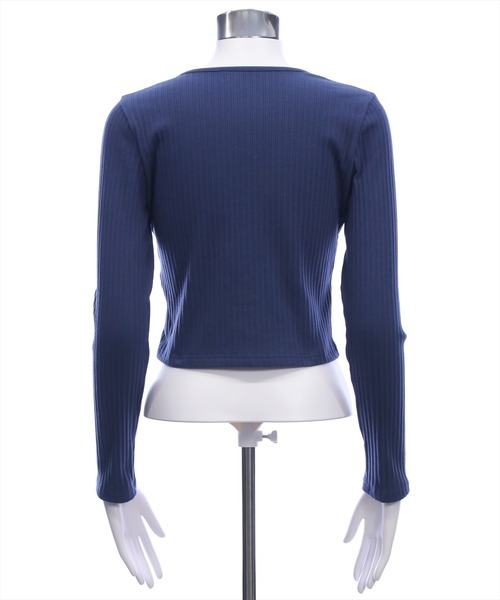 clear（クリア）の「フロントスピンドルカットソー[カジュアル 着回し抜群 大人]（Tシャツ/カットソー・レディース・ブラック/オフホワイト/チャコールグレー/ネイビー/ブラウン/レッド・F）」の22枚目の写真