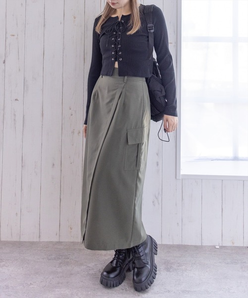 clear（クリア）の「フロントスピンドルカットソー[カジュアル 着回し抜群 大人]（Tシャツ/カットソー・レディース・ブラック/オフホワイト/チャコールグレー/ネイビー/ブラウン/レッド・F）」の12枚目の写真