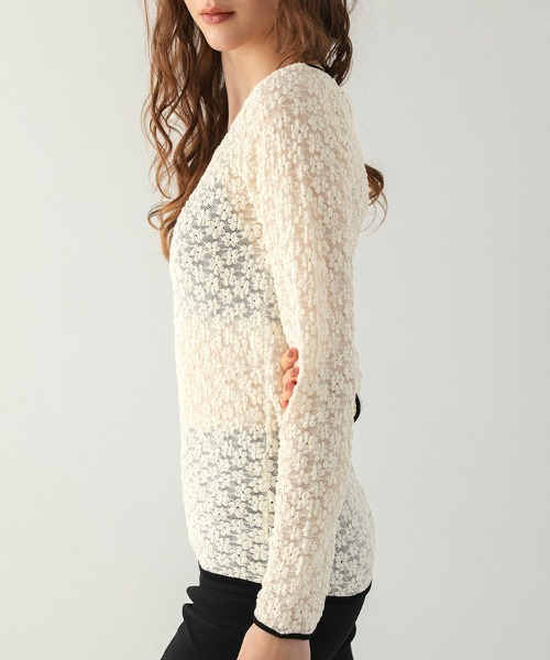 DONOBAN（ドノバン）の「パイピングフラワーレースカットソー（Tシャツ/カットソー・レディース・ホワイト/ブラック・ONE）」の6枚目の写真