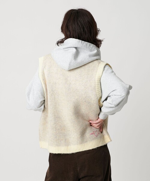 TOWNCRAFT（タウンクラフト）の「【別注】＜TOWNCRAFT＞ニット ベスト（ベスト・レディース・ブラック/オフホワイト・FREE）」の8枚目の写真