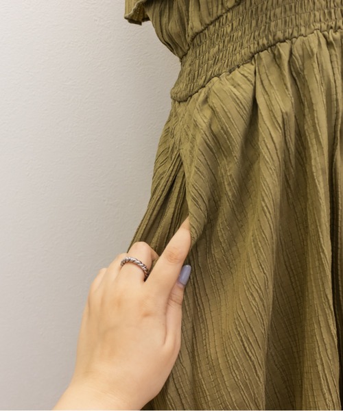 【最終価格】 CLETTEオリジナル★フロントボタンティアードデザインワンピース CLETTEオリジナルフロントボタンティアードデザインワンピース