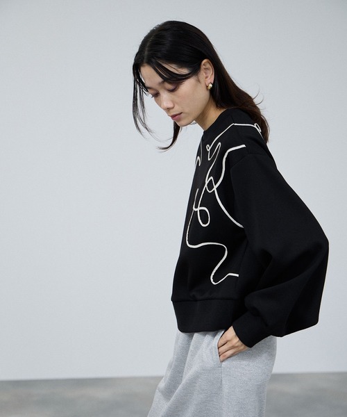 Mac-House(マックハウス)の「milli de l'airAIRier Code Art Sweat/エアリエコードアートスウェット(スウェット・レディース・ライトグレー/ブラック/オフホワイト・M)」の5枚目の写真