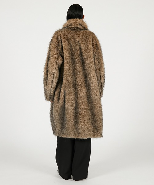 PRANK PROJECT（プランクプロジェクト）の「シンセティックファーロングコート / Synthetic Fur Long Coat（その他アウター・レディース・ブラウン/アイボリー・FREE）」の5枚目の写真
