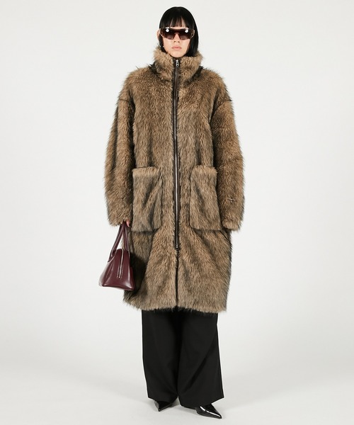 PRANK PROJECT（プランクプロジェクト）の「シンセティックファーロングコート / Synthetic Fur Long Coat（その他アウター・レディース・ブラウン/アイボリー・FREE）」の15枚目の写真