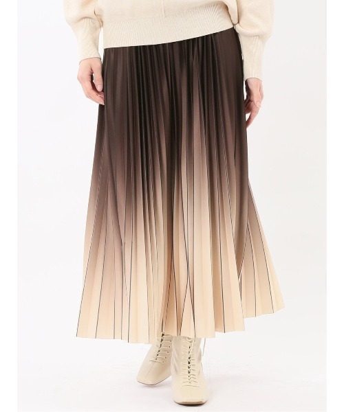 m.f.editorial(エムエフエディトリアル)の「【グラデーション プリーツ】m.f.エディトリアル レディース ロングスカート(スカート・レディース・ダークウッド/グレー系その他2/ブルー系その他・MEDIUM)」の20枚目の写真