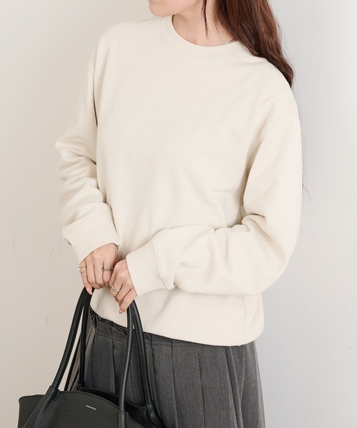 United Athle（ユナイテッドアスレ）の「程よい薄さでこれからの時期に活躍！【United Athle】8.8オンス オーセンティック クルーネック スウェット 薄手 裏パイル 裏毛 ボックスシルエット オーバーサイズ 5399（スウェット・レディース・ダークグリーン/ネイビー/ホワイト/ブラック/インディゴブルー/スミクロ/グレー/ナチュラル/アッシュ/ライトイエロー/バーガンディー/レッド/ゴールド/ブルー/グレイッシュベージュ/チョコ/ライトブルー/ヘザーグレー・S/M/L/XL）」の9枚目の写真