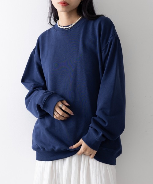 United Athle（ユナイテッドアスレ）の「程よい薄さでこれからの時期に活躍！【United Athle】8.8オンス オーセンティック クルーネック スウェット 薄手 裏パイル 裏毛 ボックスシルエット オーバーサイズ 5399（スウェット・レディース・ダークグリーン/ネイビー/ホワイト/ブラック/インディゴブルー/スミクロ/グレー/ナチュラル/アッシュ/ライトイエロー/バーガンディー/レッド/ゴールド/ブルー/グレイッシュベージュ/チョコ/ライトブルー/ヘザーグレー・S/M/L/XL）」の13枚目の写真