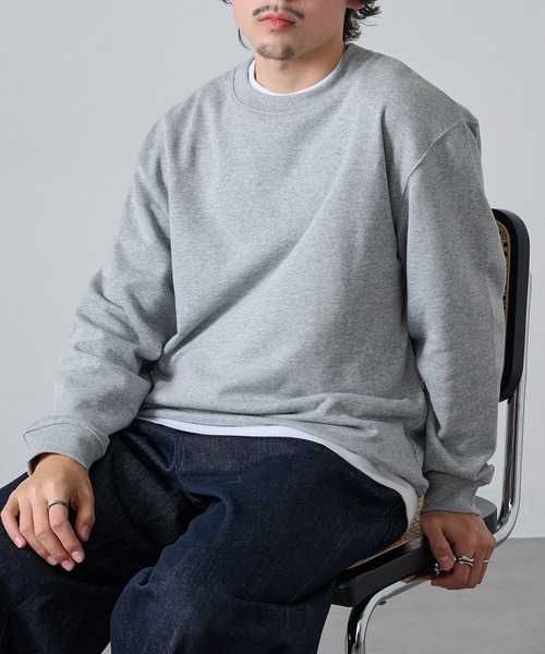 United Athle（ユナイテッドアスレ）の「程よい薄さでこれからの時期に活躍！【United Athle】8.8オンス オーセンティック クルーネック スウェット 薄手 裏パイル 裏毛 ボックスシルエット オーバーサイズ 5399（スウェット・レディース・ダークグリーン/ネイビー/ホワイト/ブラック/インディゴブルー/スミクロ/グレー/ナチュラル/アッシュ/ライトイエロー/バーガンディー/レッド/ゴールド/ブルー/グレイッシュベージュ/チョコ/ライトブルー/ヘザーグレー・S/M/L/XL）」の6枚目の写真