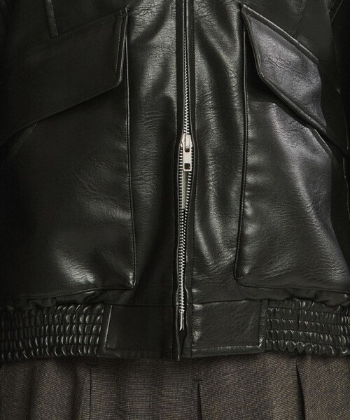 PUBLIC TOKYO（パブリックトウキョウ）の「【大人気再販中＊完売間近】フローヨークレザーブルゾン（ブルゾン・レディース・ベージュ/ブラック/ブラウン・FREE）」の7枚目の写真