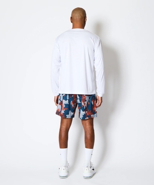 AKTR(アクター)の「AKTR FADE BOX LOGO L/S SPORTS TEE(アクター フェード ボックス ロゴ ロングスリーブ スポーツ Tシャツ)(Tシャツ/カットソー・メンズ・ホワイト系/ブラック系/ブルー系・MEDIUM/LARGE/X-LARGE/XX-LARGE)」の7枚目の写真