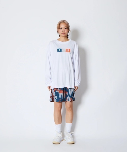 AKTR(アクター)の「AKTR FADE BOX LOGO L/S SPORTS TEE(アクター フェード ボックス ロゴ ロングスリーブ スポーツ Tシャツ)(Tシャツ/カットソー・メンズ・ホワイト系/ブラック系/ブルー系・MEDIUM/LARGE/X-LARGE/XX-LARGE)」の9枚目の写真