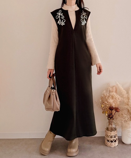 junoah(ジュノア)の「コード刺繍キーネックワンピース(ワンピース・レディース・ライトベージュ/ブラック/ブラウン・LARGE/MEDIUM/SMALL)」の14枚目の写真