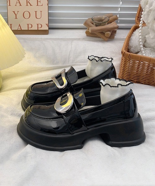 shoes365（シューズスリーシックスファイヴ）の「メタリックビット 厚底ローファー（ローファー・レディース・ブラック/ライトベージュ・23.0cm/23.5cm/24.5cm/25.0cm）」の13枚目の写真